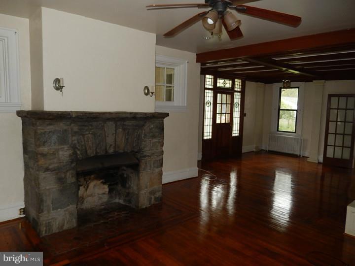 6910 Rising Sun Avenue Philadelphia, PA 19111 - Photo 4 of 19 Gallery Image 4