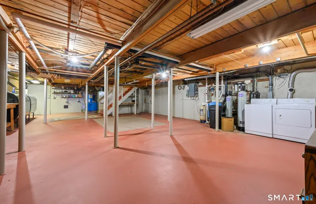 $2,600 | 165 Crooked S Road, Unit A, Stafford, CT 06076