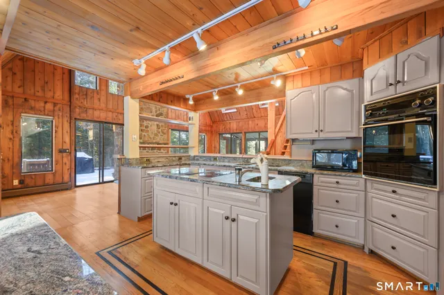 $2,600 | 165 Crooked S Road, Unit A, Stafford, CT 06076