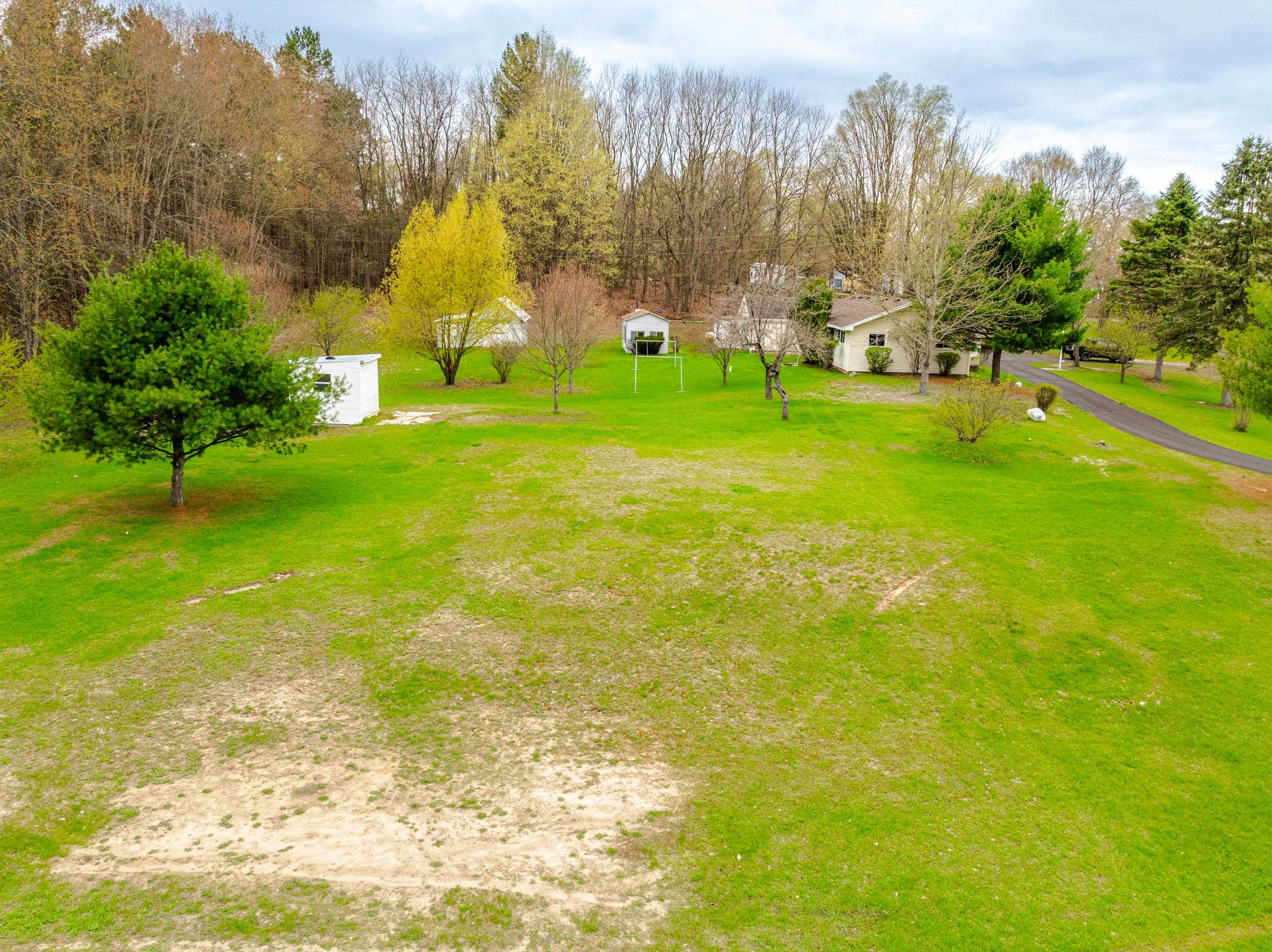 4935 East Boardman Road South Boardman, MI 49680 - Photo 7 of 37