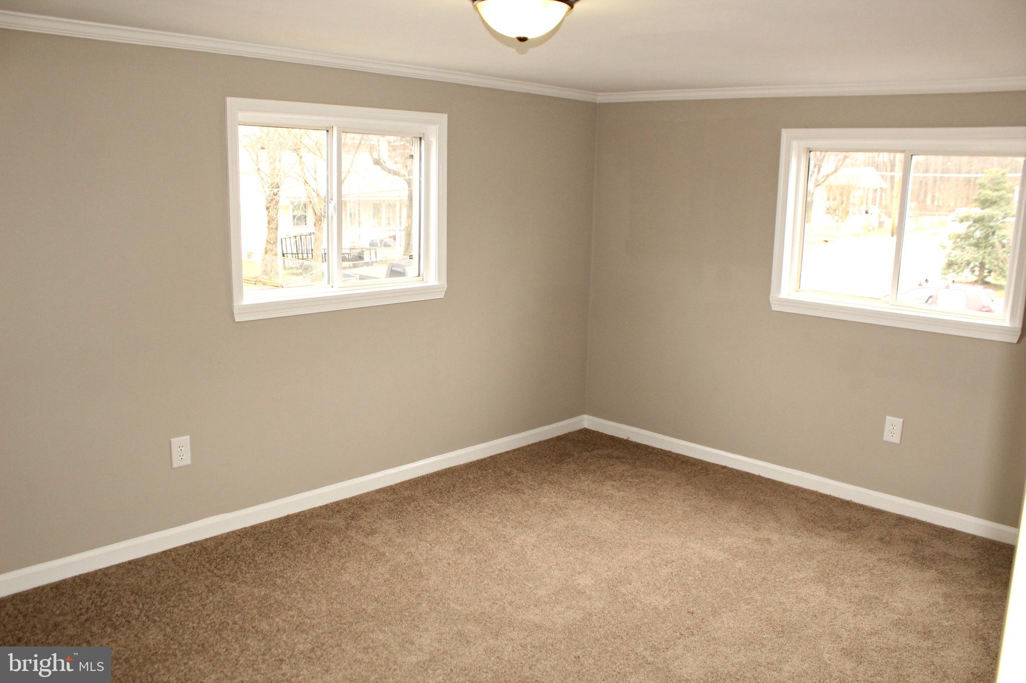 545 Compass Road East Baltimore, MD 21220 - Photo 22 of 30 an empty room with a window