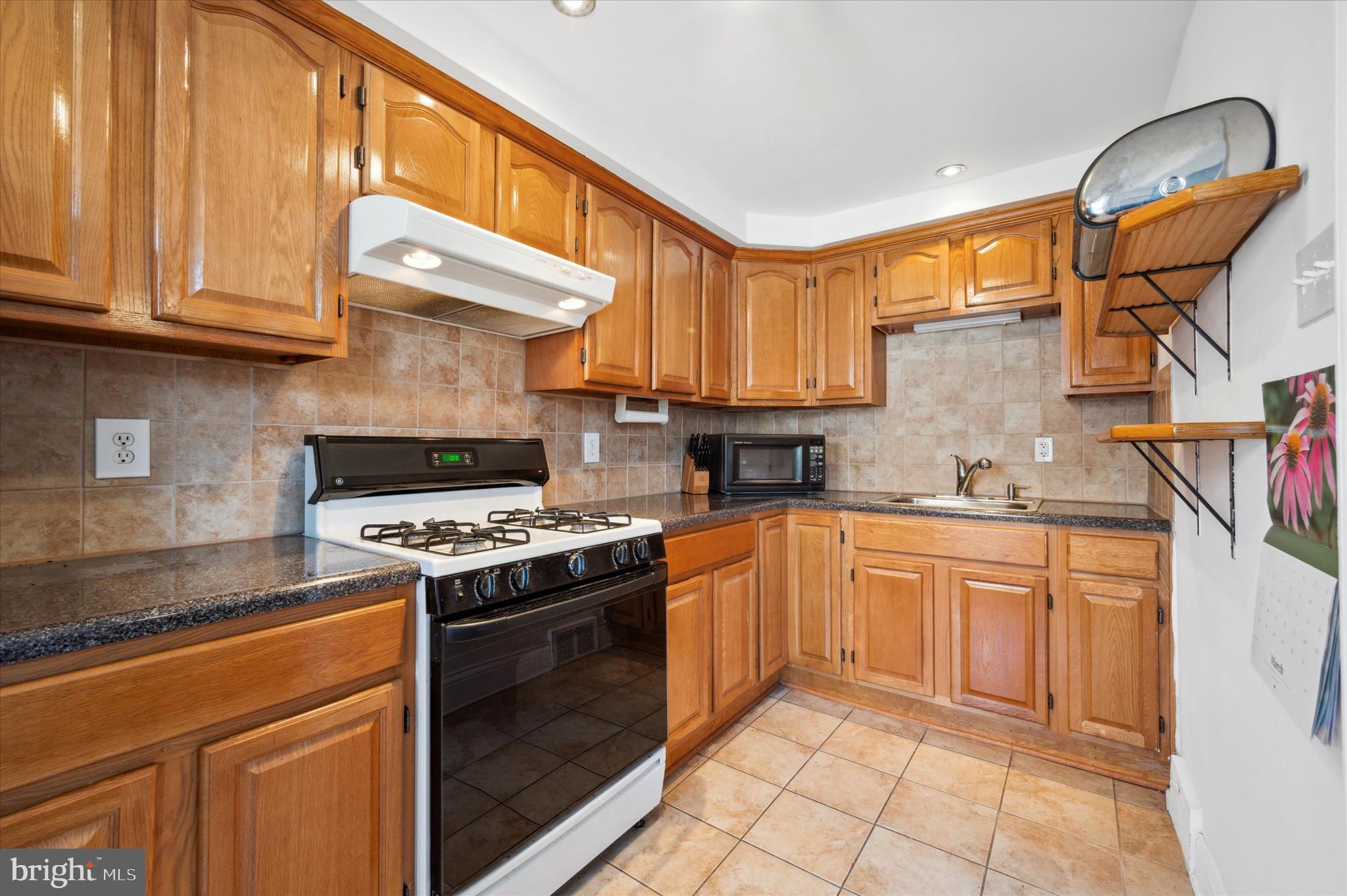 1841 Farrington Road Philadelphia, PA 19151 - Photo 6 of 14 Gallery Image 6