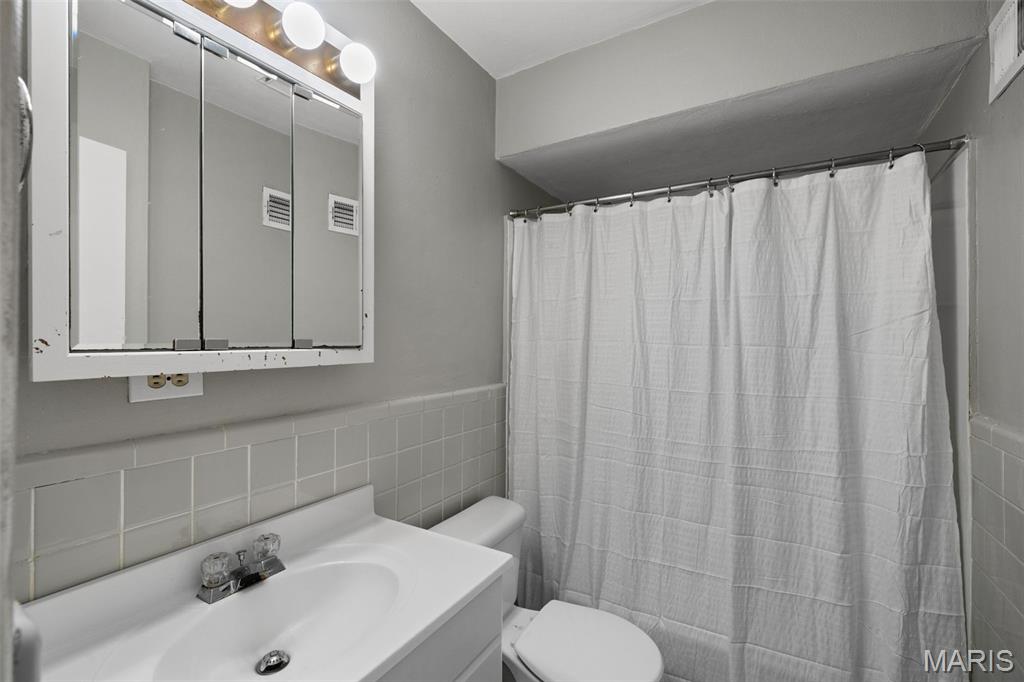 460 Ridge Avenue Webster Groves, MO 63119 - Photo 11 of 44