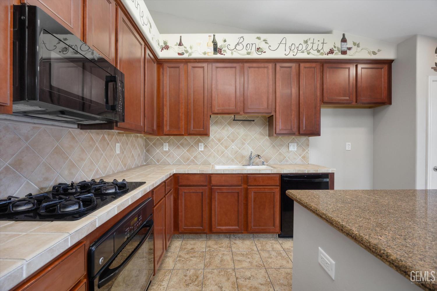 Undisclosed Address Bakersfield, CA 93314 - Photo 13 of 35