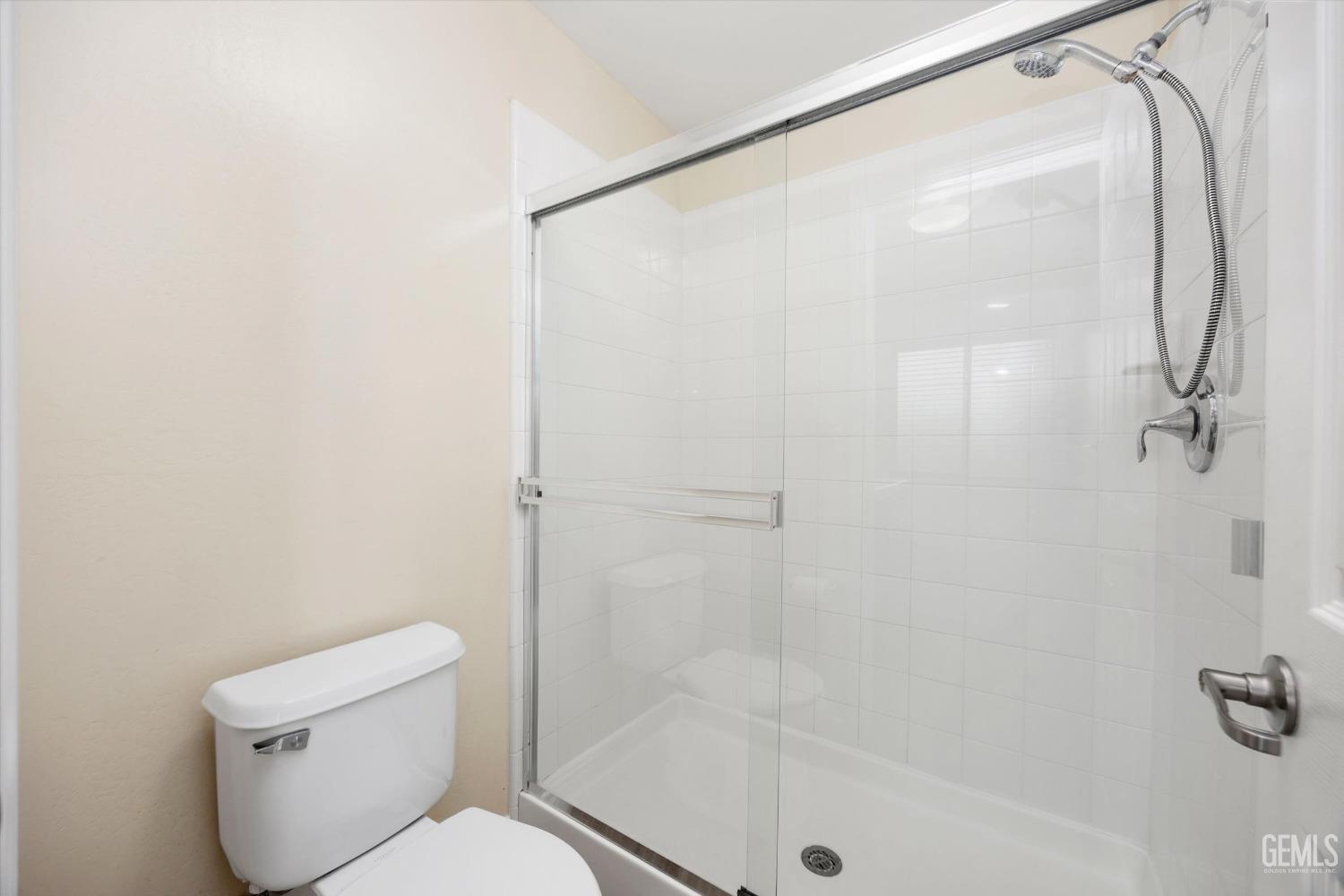 Undisclosed Address Bakersfield, CA 93314 - Photo 20 of 35