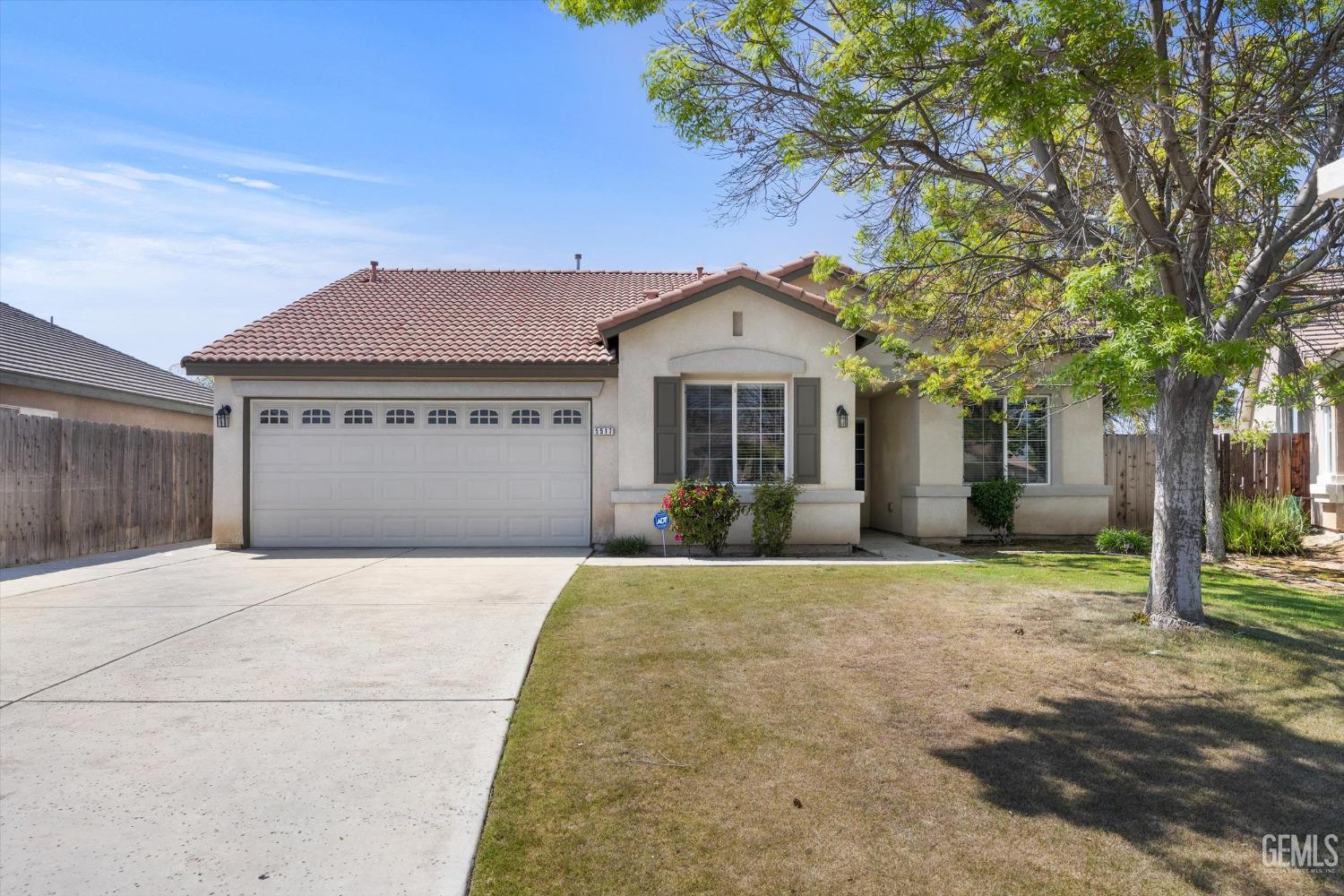 Undisclosed Address Bakersfield, CA 93314 - Photo 2 of 35