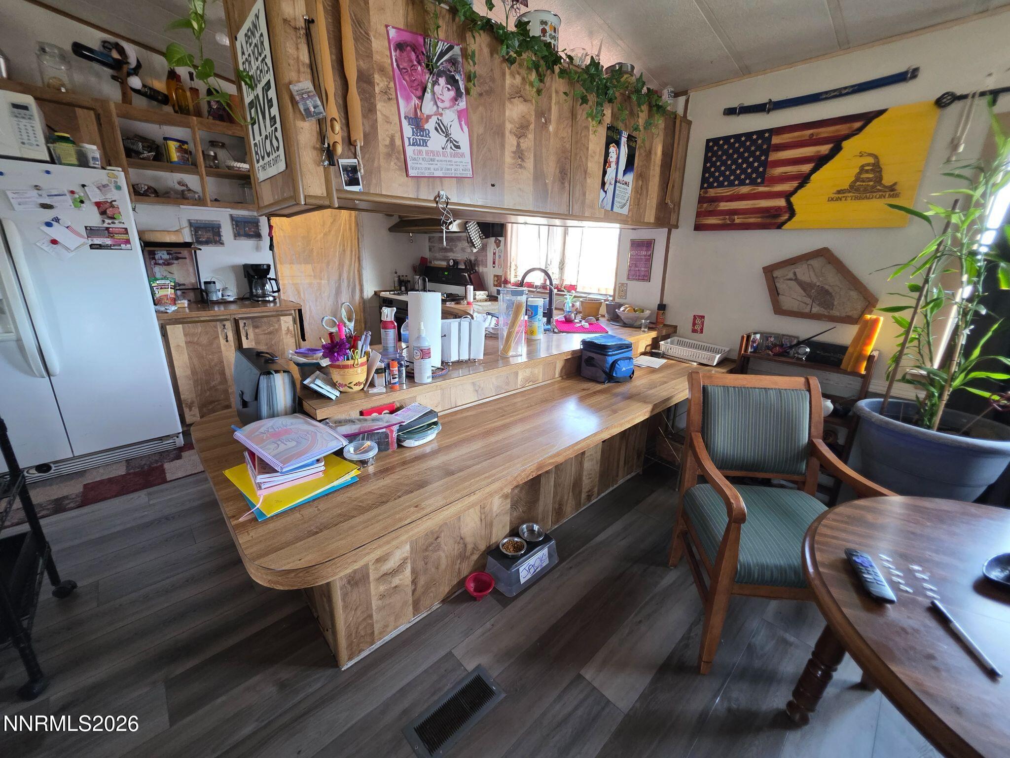 3985 Granite Way Topaz Ranch Estates, NV 89444 - Photo 34 of 34 a room with musical instruments