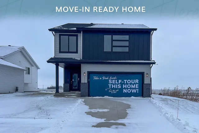 $388,248 | 212 Lionheart Drive, Horace, ND 58047