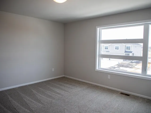 $388,248 | 212 Lionheart Drive, Horace, ND 58047