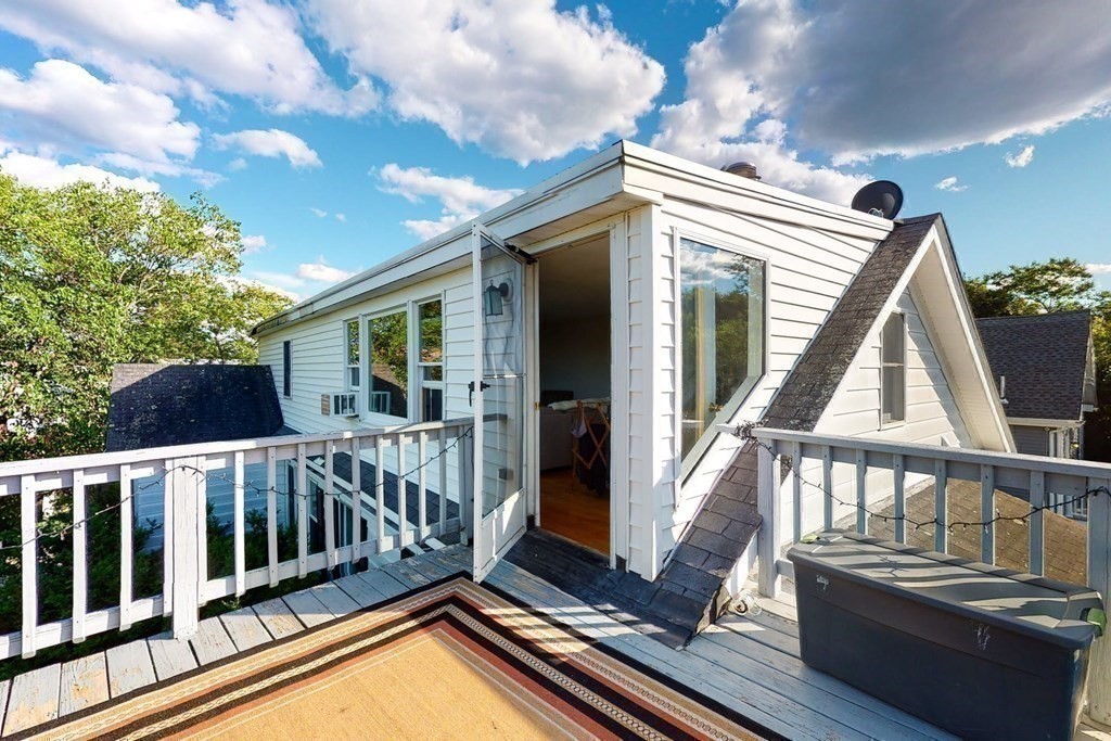 72-74 Bay State Road Quincy, MA 02171 - Photo 8 of 36 Gallery Image 8