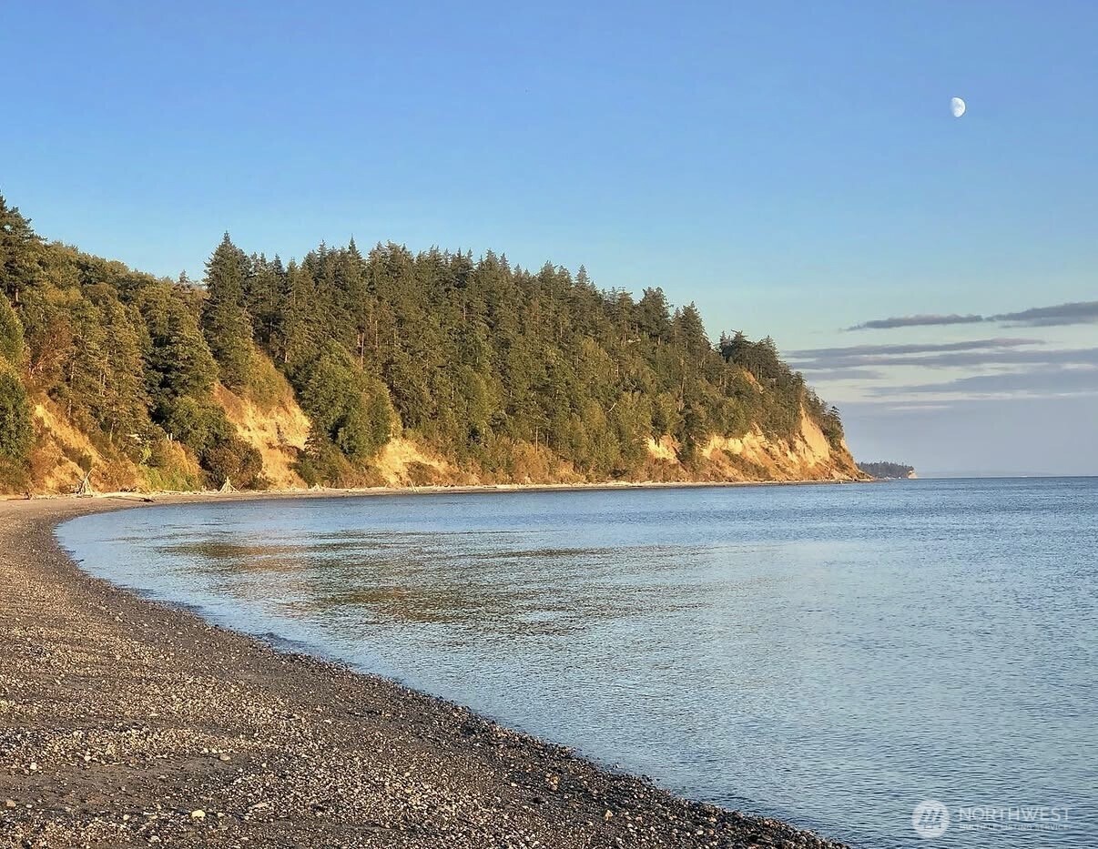 214 Lighthouse Way Freeland, WA 98249 - Photo 33 of 36