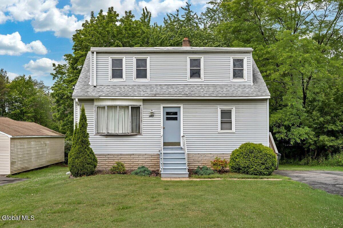 162 Consaul Road Colonie, NY 12205 - Photo 2 of 38 162 Consaul Rd-1