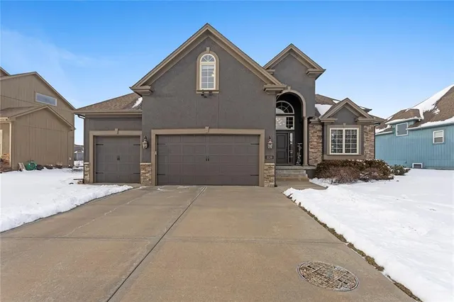 $649,000 | 11130 North Brooklyn Avenue, Kansas City, MO 64155