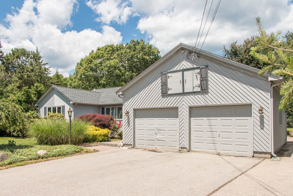 19 Club House Road Coventry, RI 02816 - Photo 2 of 24 Gallery Image 2