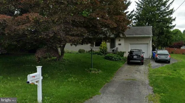 $199,900 | 34 Woodland Drive, Jacobus, PA 17407