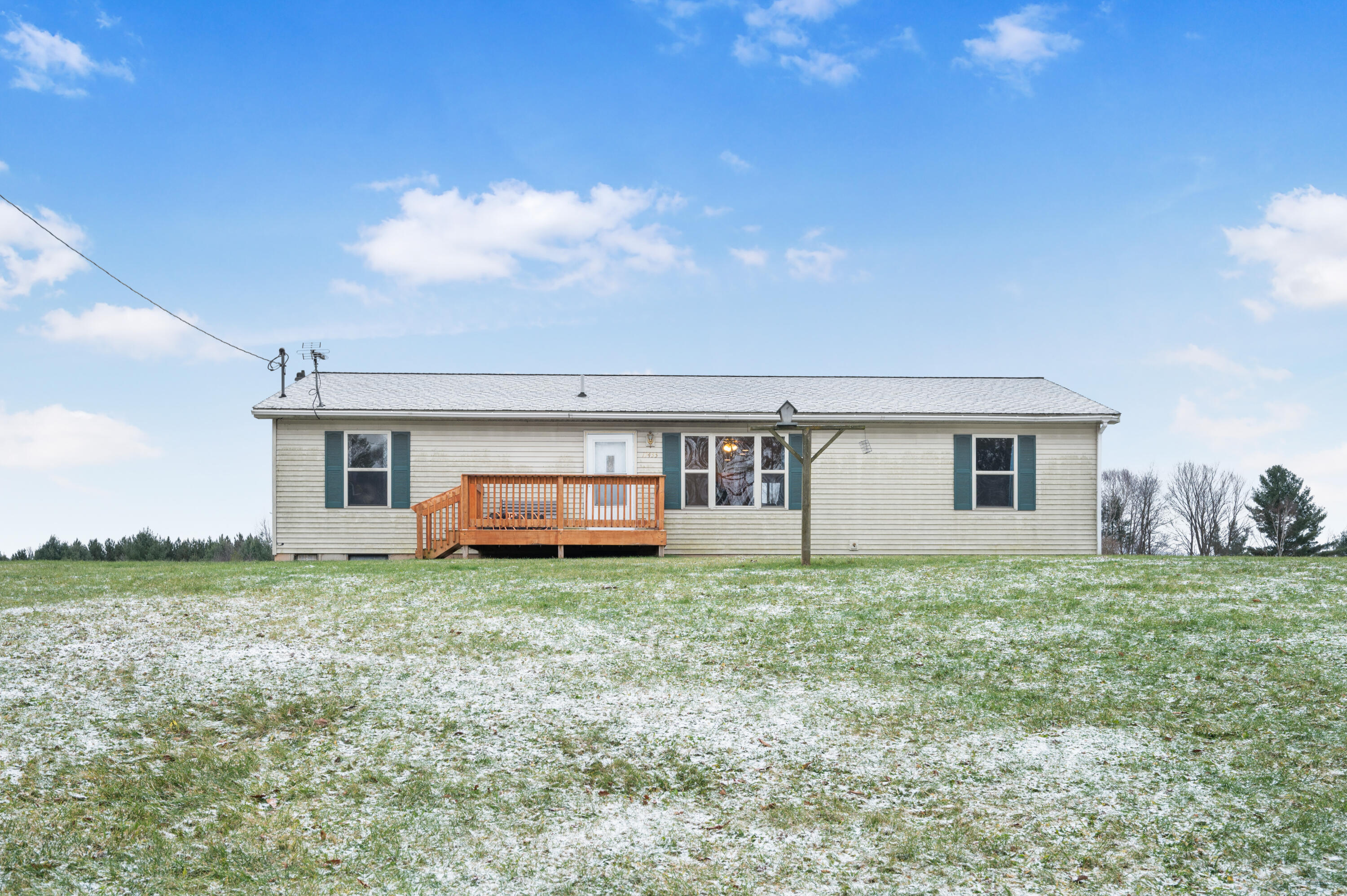 17433 Leroy Road Leroy, MI 49655 - Photo 1 of 40 17433 Leroy Rd