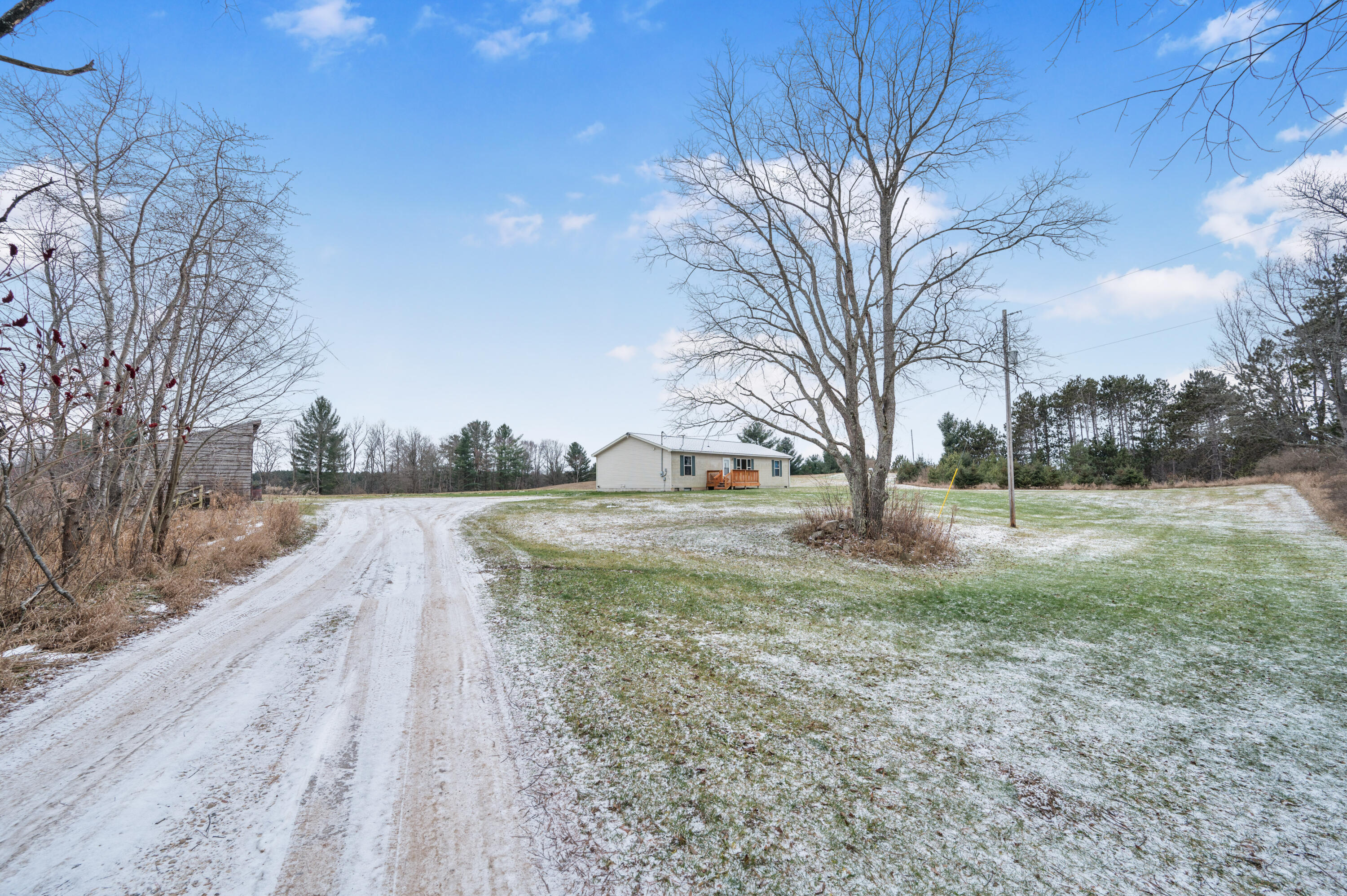 17433 Leroy Road Leroy, MI 49655 - Photo 13 of 40 17433-LeroyRd-LeRoy-31