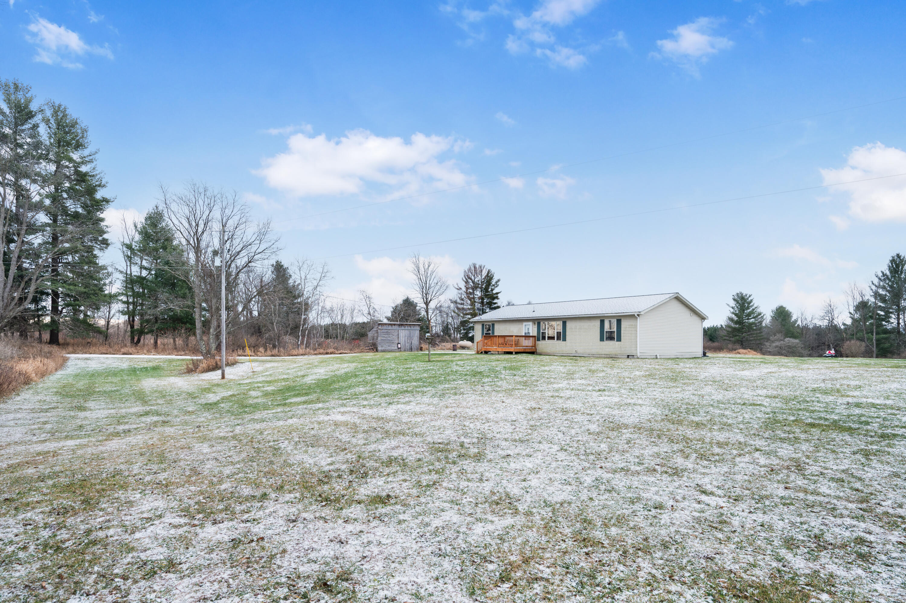 17433 Leroy Road Leroy, MI 49655 - Photo 3 of 40 17433-LeroyRd-LeRoy-20