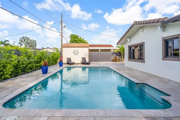 $829,999 | 7875 Northwest 174th Terrace, Hialeah, FL 33015