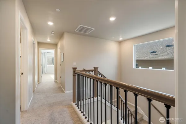 $999,950 | 28931 239th Avenue Southeast, Maple Valley, WA 98010