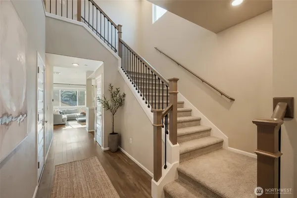 $999,950 | 28931 239th Avenue Southeast, Maple Valley, WA 98010