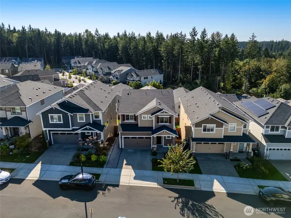 $999,950 | 28931 239th Avenue Southeast, Maple Valley, WA 98010