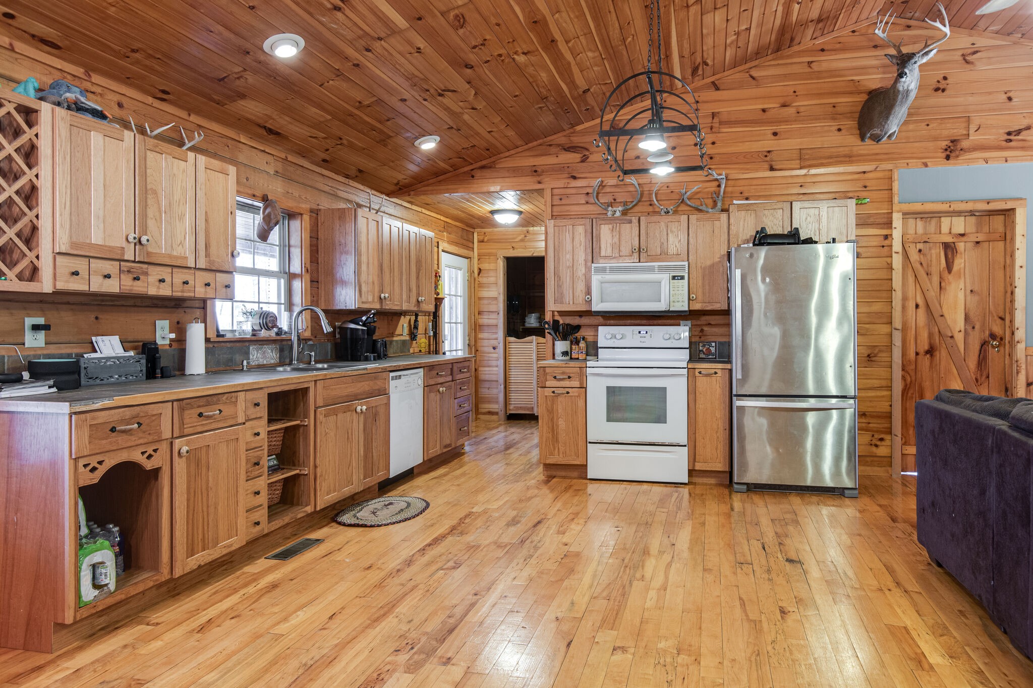 2446 Hidden Valley Road Nunnelly, TN 37137 - Photo 11 of 27 Gallery Image 11