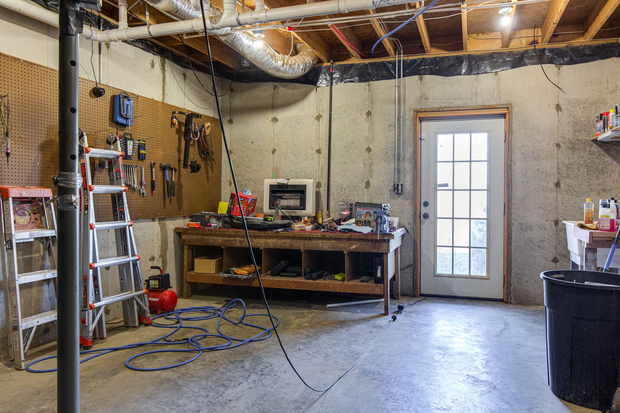 2446 Hidden Valley Road Nunnelly, TN 37137 - Photo 20 of 27 Gallery Image 20