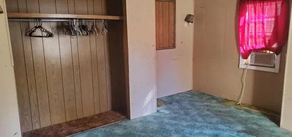 a view of walk in closet
