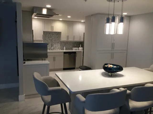 $4,100 | 5280 North Ocean Drive, Unit 5A, Singer Island, FL 33404