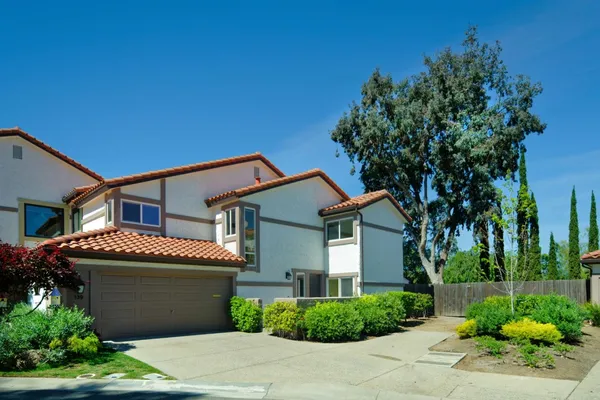 $1,500,000 | 139 El Olivar, Los Gatos, CA 95032