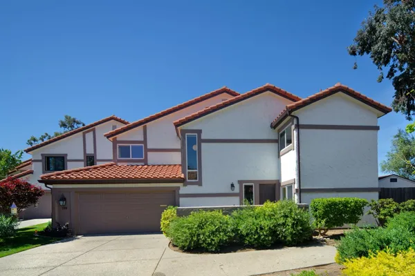 $1,500,000 | 139 El Olivar, Los Gatos, CA 95032