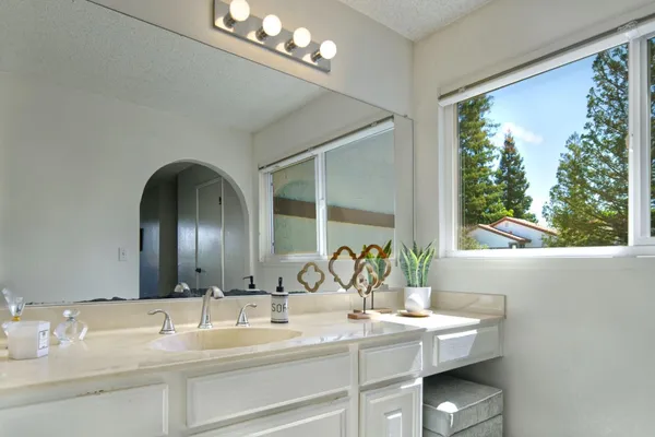 $1,500,000 | 139 El Olivar, Los Gatos, CA 95032
