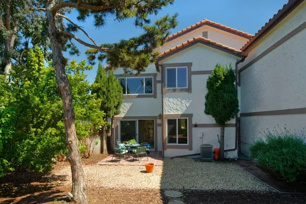$1,500,000 | 139 El Olivar, Los Gatos, CA 95032