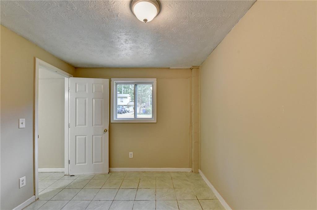 2484 Rhoanoke Drive Duluth, GA 30096 - Photo 30 of 43