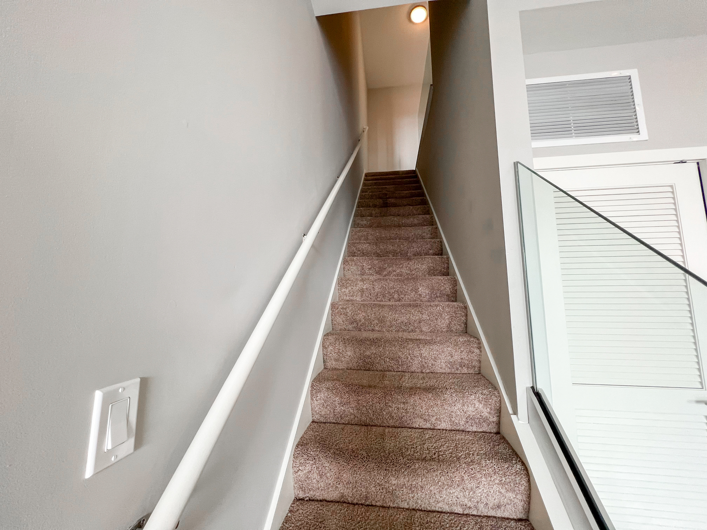 Undisclosed Address Chicago, IL 60642 - Photo 9 of 13 a view of entryway