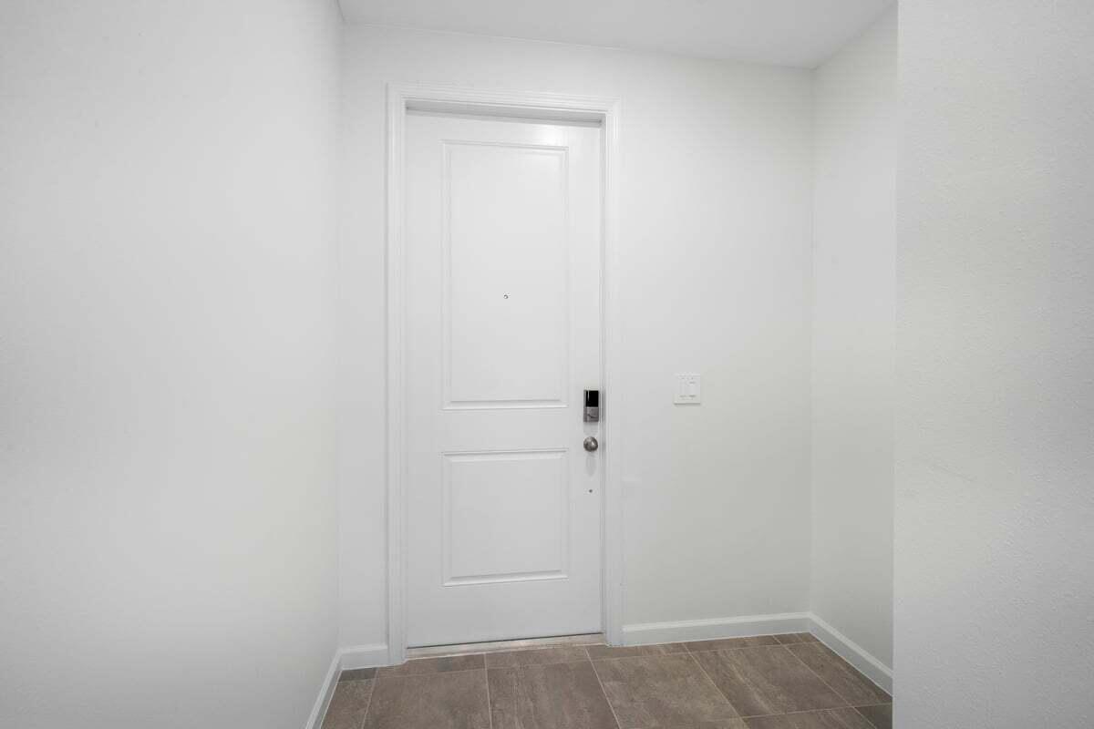 474 Salisbury Circle Fort Pierce, FL 34982 - Photo 3 of 17 a view of small space