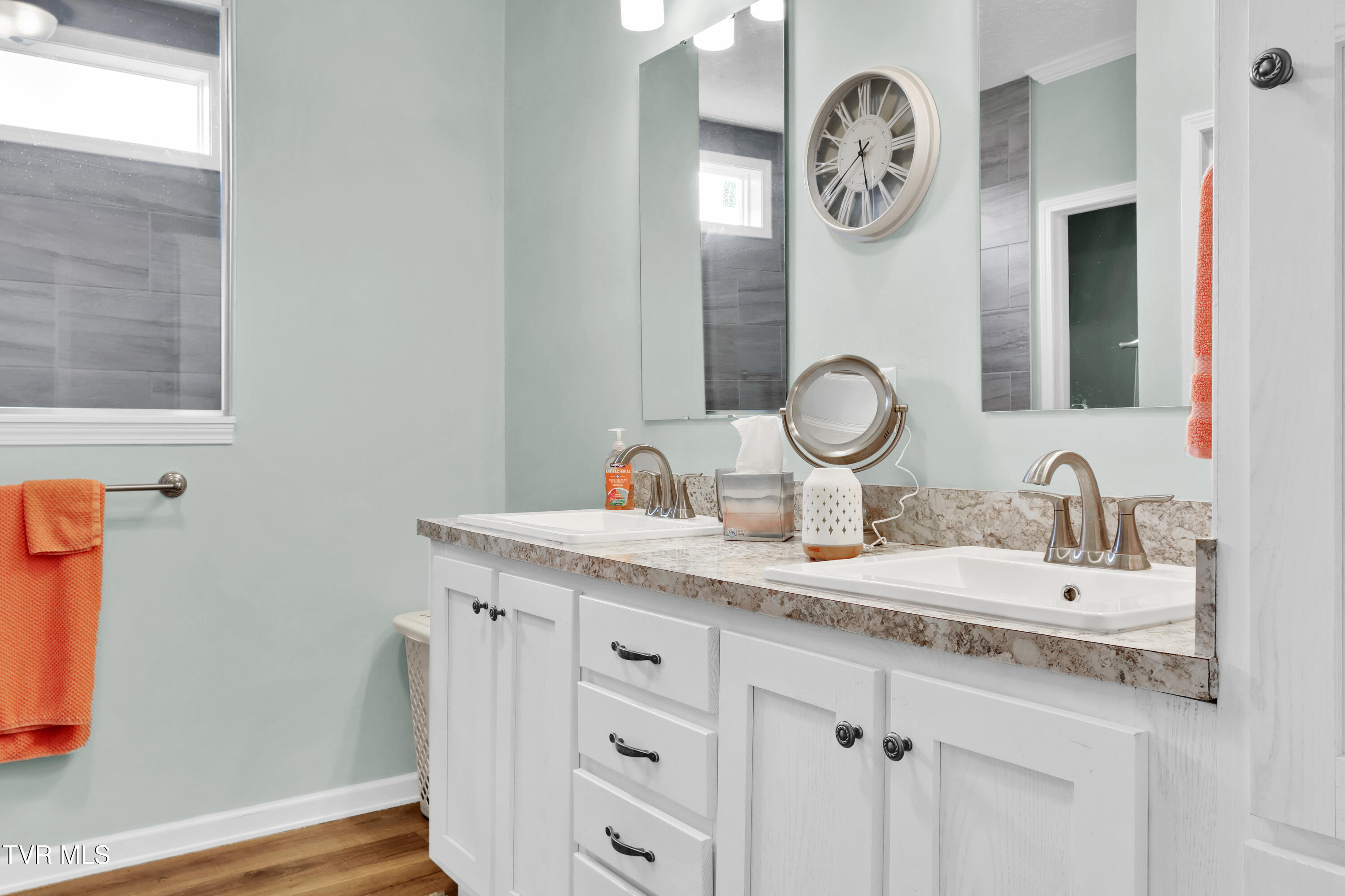 1120 Myrtle Drive Butler, TN 37640 - Photo 17 of 44 IMG_3846