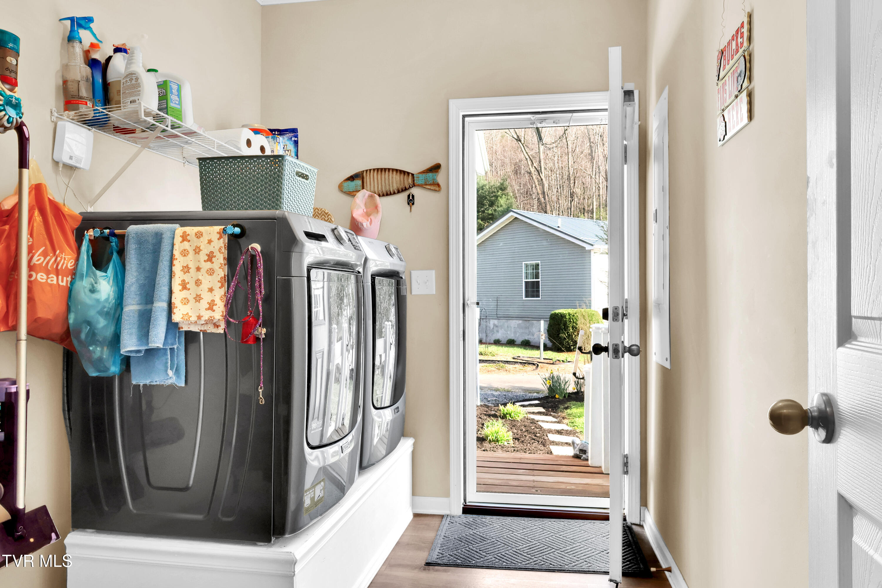 1120 Myrtle Drive Butler, TN 37640 - Photo 26 of 44 IMG_3810