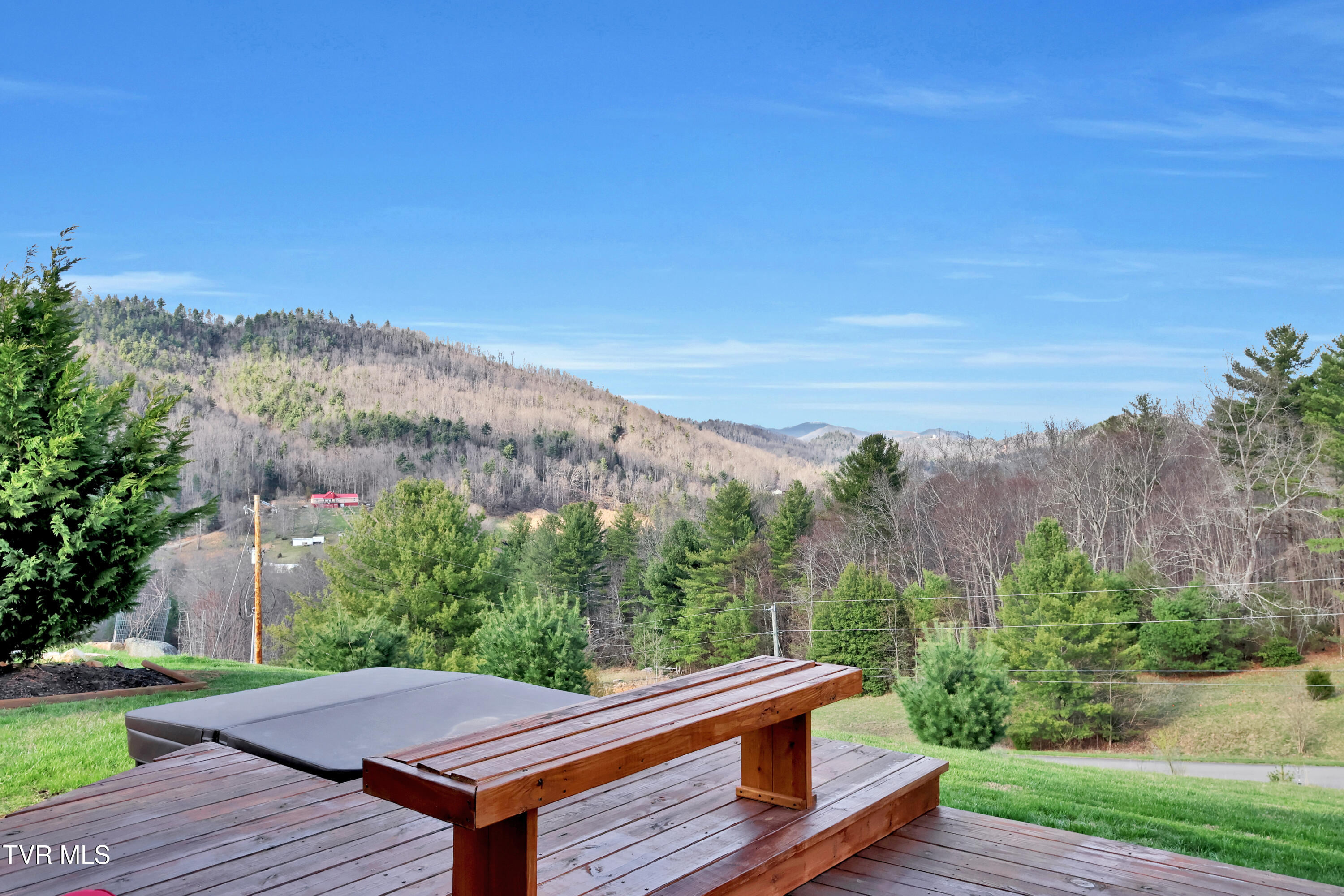 1120 Myrtle Drive Butler, TN 37640 - Photo 3 of 44 IMG_3759