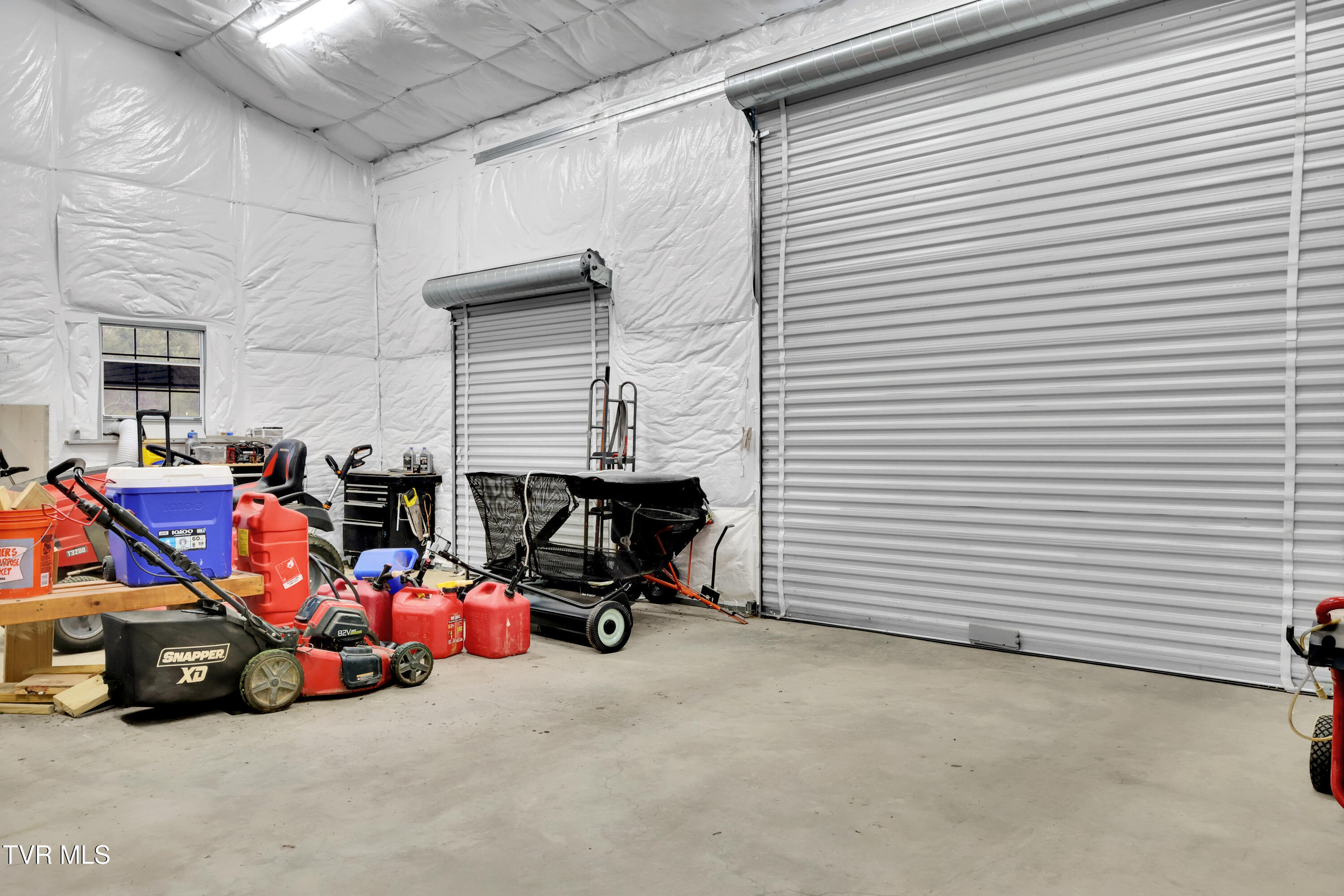 1120 Myrtle Drive Butler, TN 37640 - Photo 32 of 44 IMG_3864