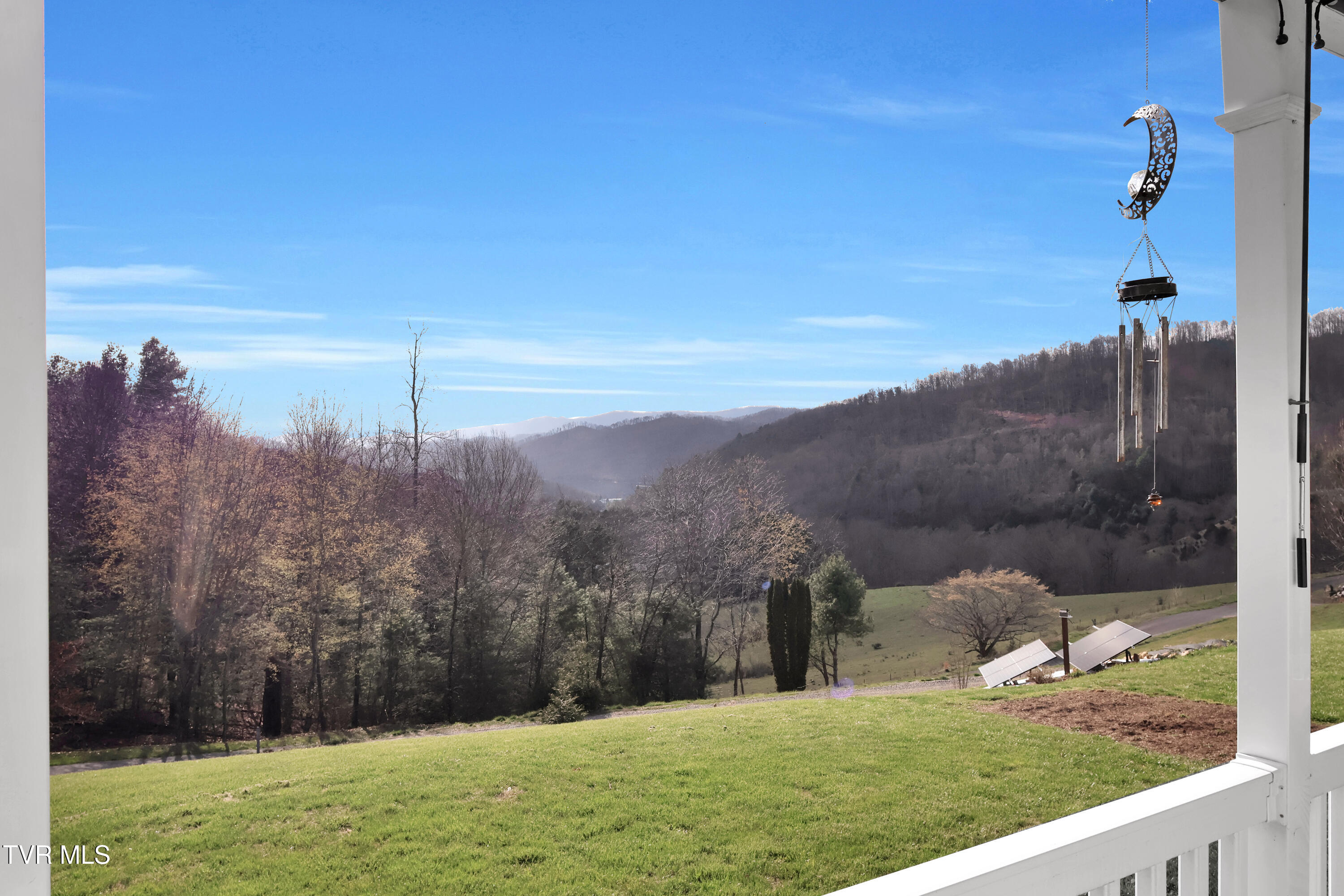 1120 Myrtle Drive Butler, TN 37640 - Photo 33 of 44 IMG_3774