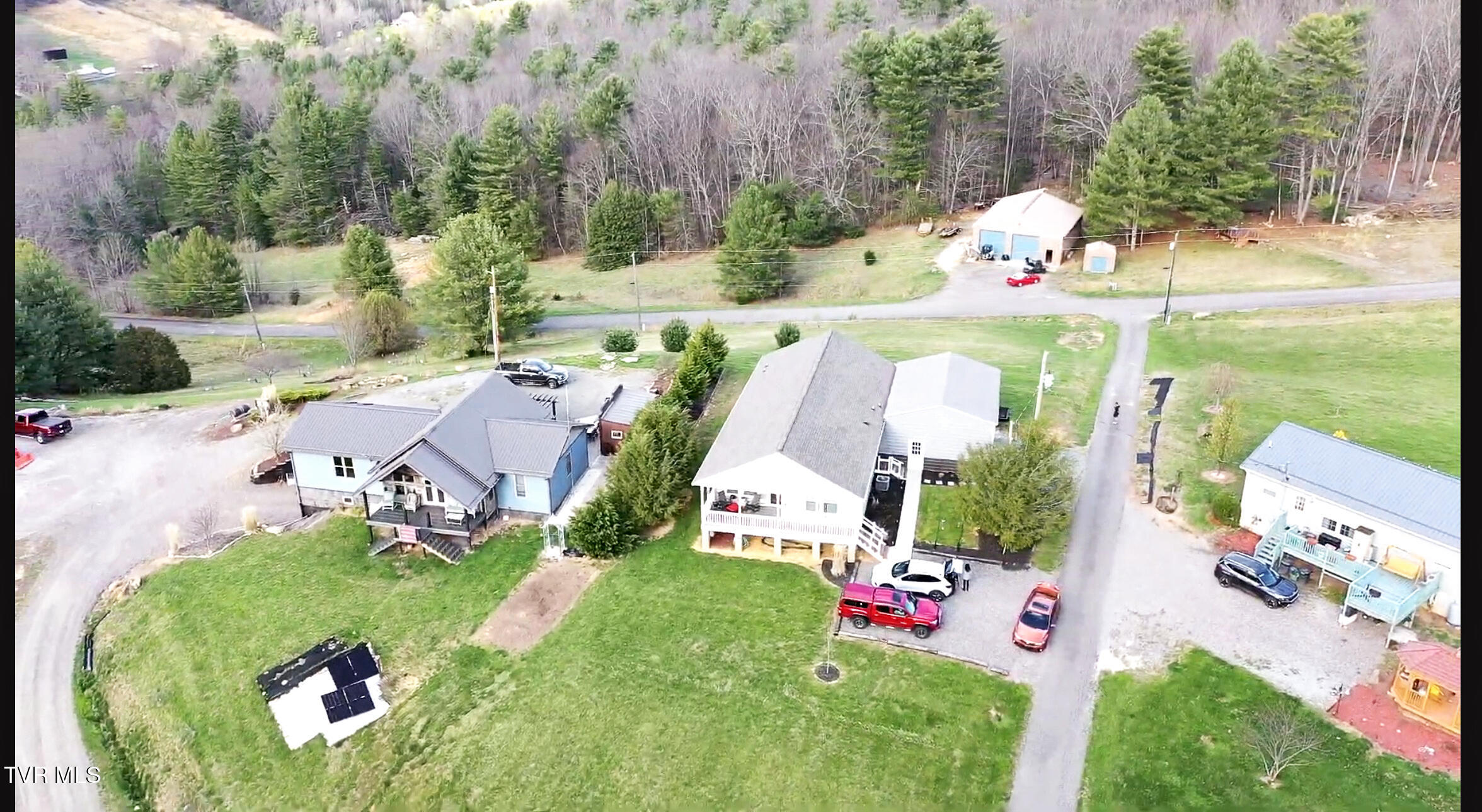 1120 Myrtle Drive Butler, TN 37640 - Photo 42 of 44 IMG_6350