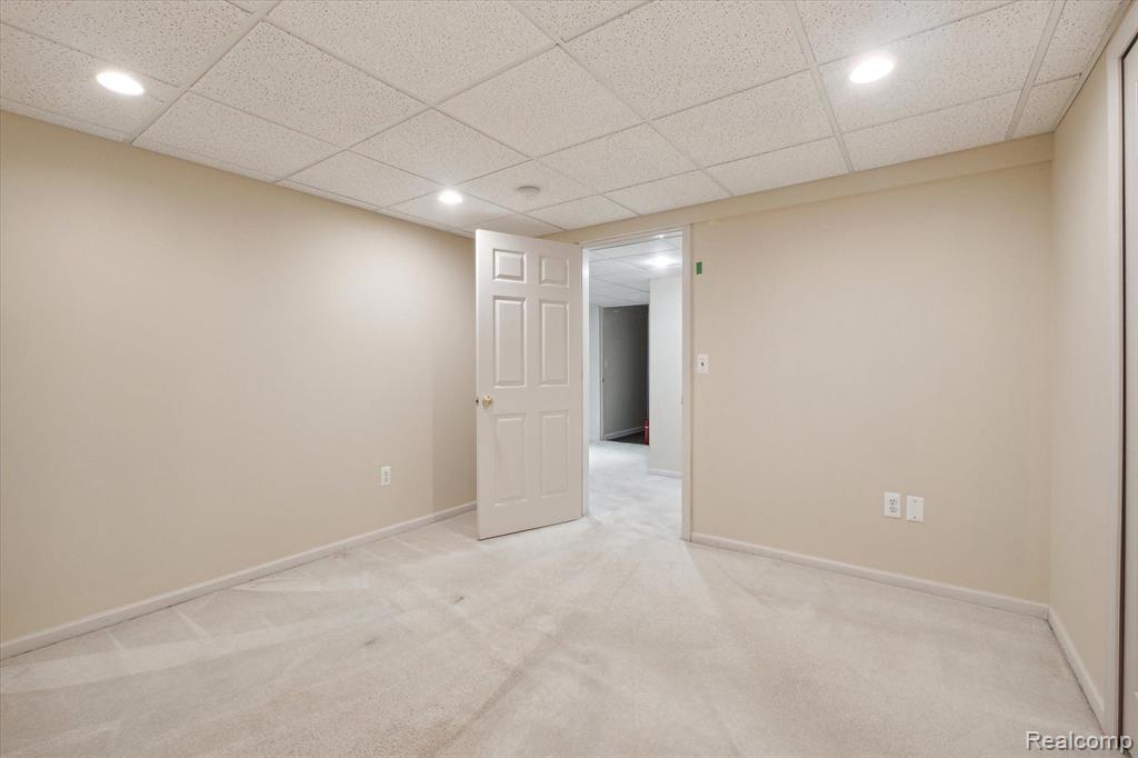 1122 Churchill Circle Rochester, MI 48307 - Photo 39 of 47