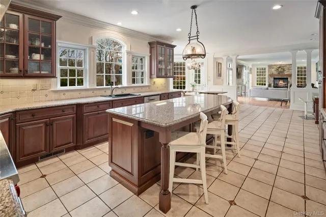 $2,700,000 | 11 Lost Nations Road, Pound Ridge, NY 10576