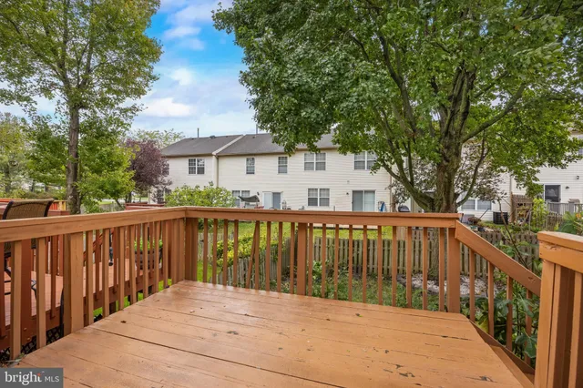 $2,300 | 8 Woodrush Court, Delran, NJ 08075