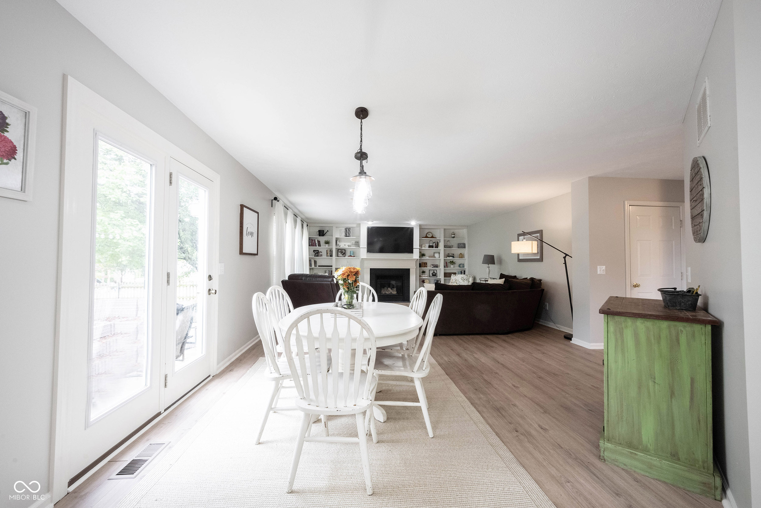 10125 Bootham Close Fishers, IN 46038 - Photo 7 of 66