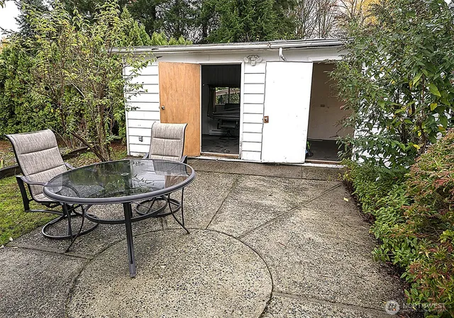 $69,900 | 1121 244th Street Southwest, Unit 11, Bothell, WA 98021