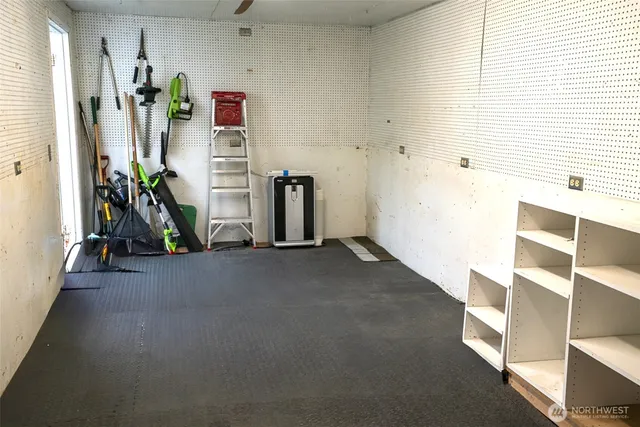 $69,900 | 1121 244th Street Southwest, Unit 11, Bothell, WA 98021