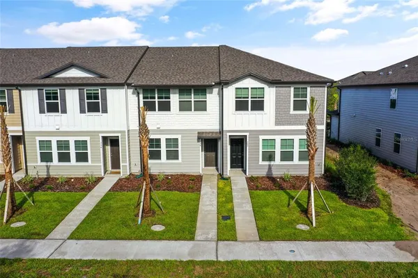 $2,400 | 358 Cadberry Place, St. Cloud, FL 34771